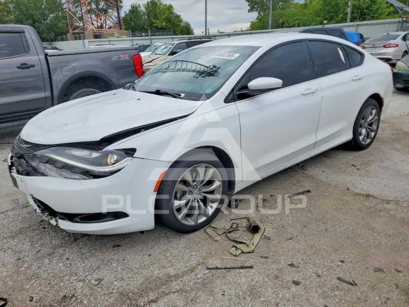 2015 Chrysler 200 фото
