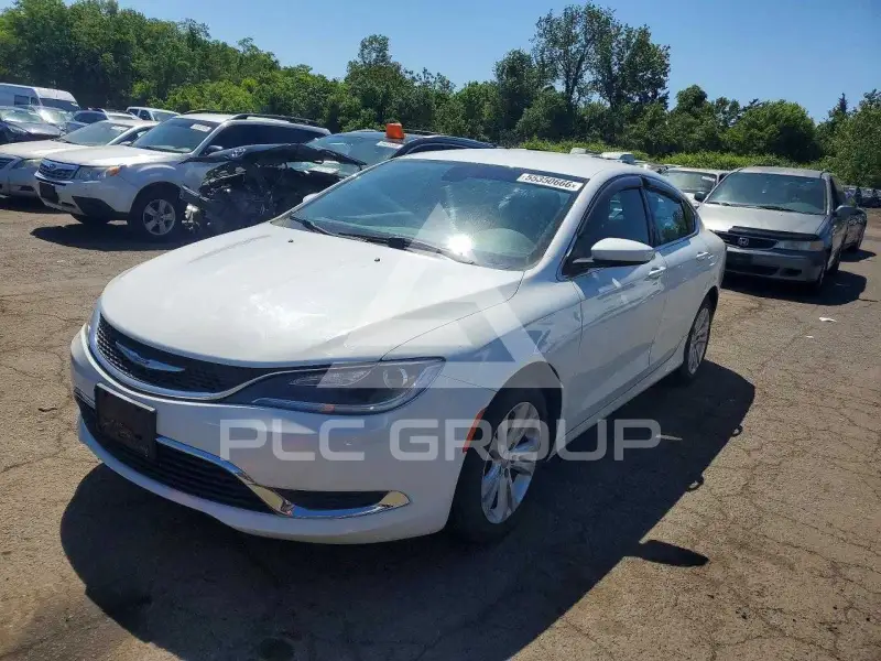 2015 Chrysler 200 photo