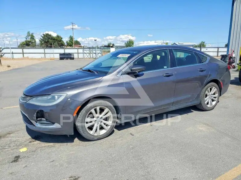 2015 Chrysler 200 photo