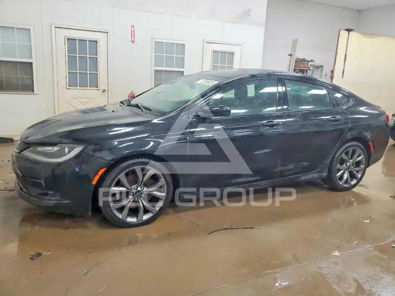 2015 Chrysler 200 фото