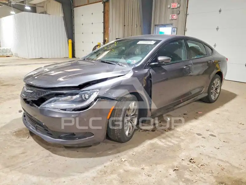 2015 Chrysler 200 фото
