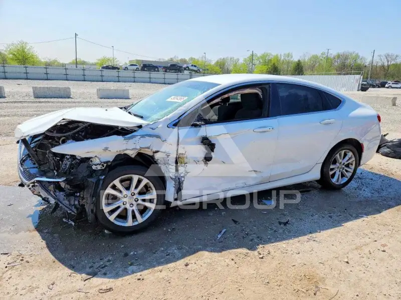 2015 Chrysler 200 photo