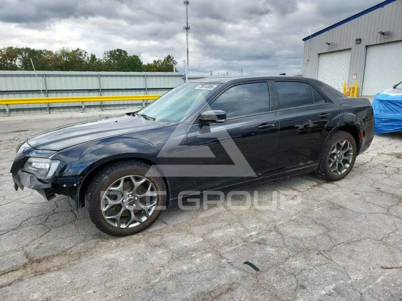 2015 Chrysler 300 фото