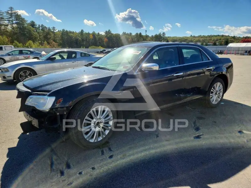 2015 Chrysler 300 фото