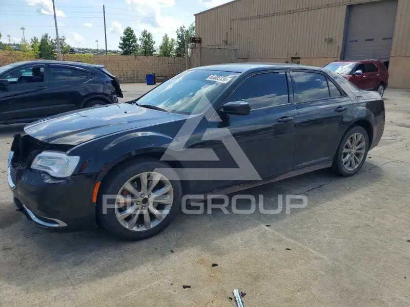2015 Chrysler 300 фото