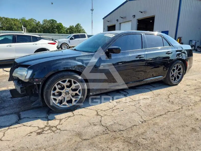 2015 Chrysler 300 фото