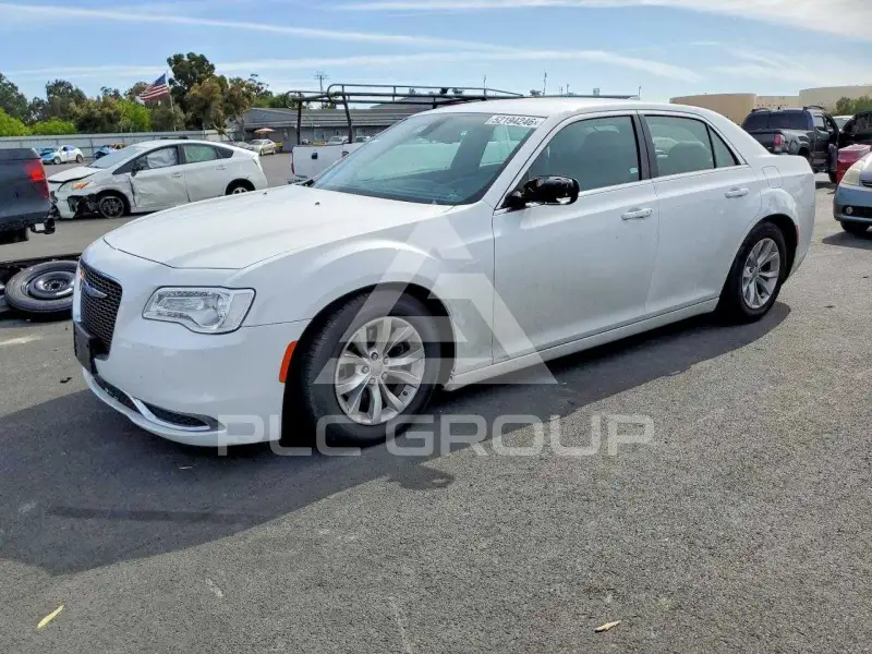2015 Chrysler 300 photo