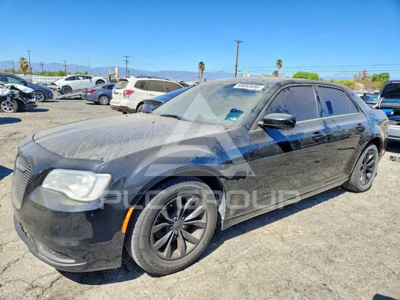 2015 Chrysler 300 фото