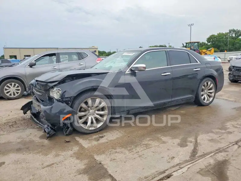 2015 Chrysler 300 photo