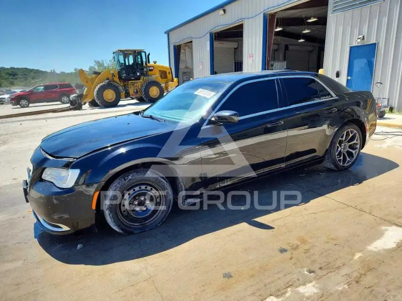 2015 Chrysler 300 photo