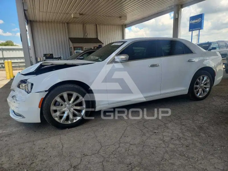 2015 Chrysler 300 фото