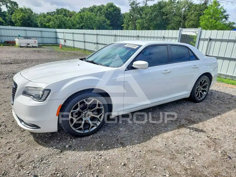 2015 Chrysler 300 фото