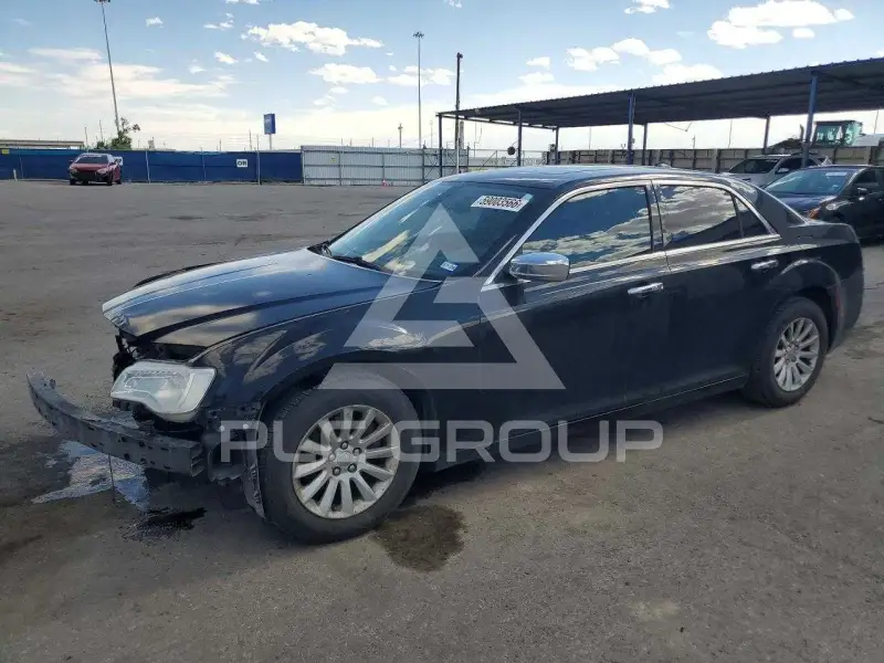 2015 Chrysler 300 фото