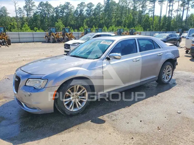 2015 Chrysler 300 фото