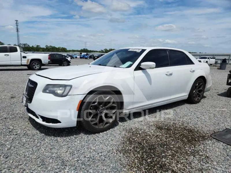 2015 Chrysler 300 фото