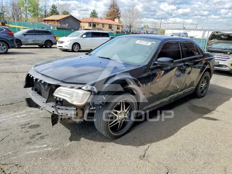 2015 Chrysler 300 фото