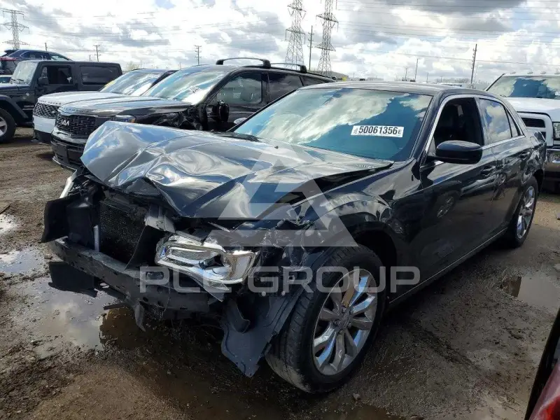 2015 Chrysler 300 photo
