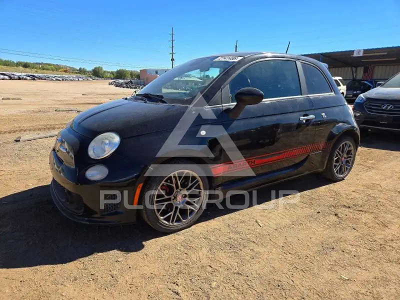 2015 Fiat 500 фото
