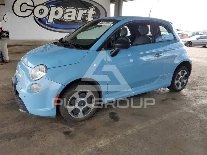 2015 Fiat 500 фото