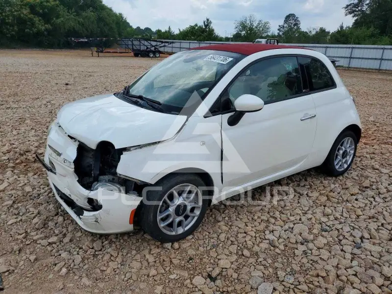 2015 Fiat 500 фото