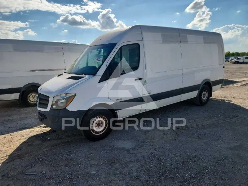2015 Mercedes Benz Sprinter фото