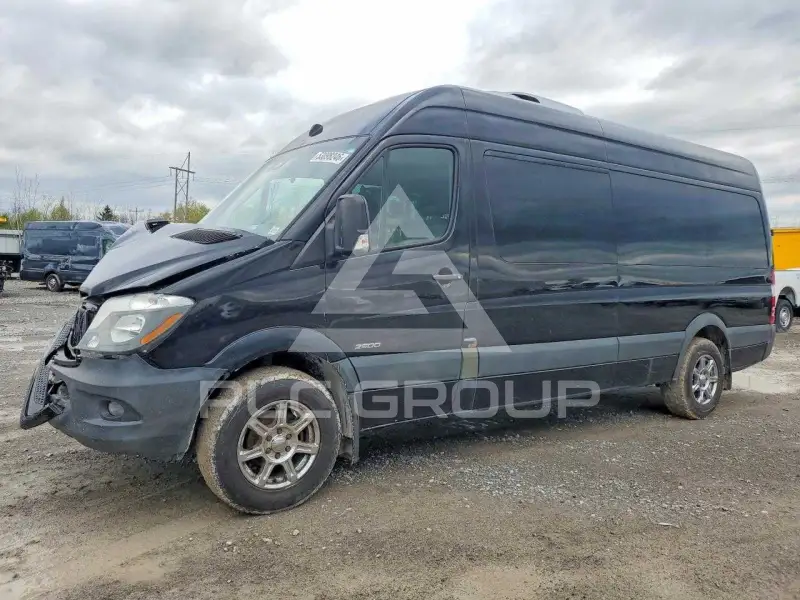 2015 Mercedes Benz Sprinter фото