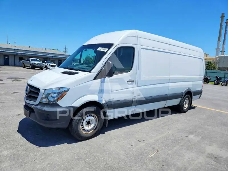 2015 Mercedes Benz Sprinter фото