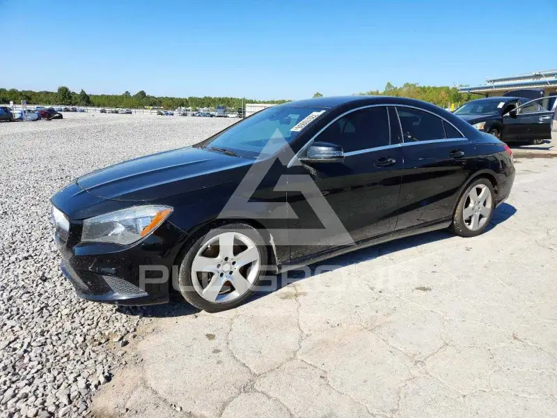 2015 Mercedes Benz CLA-Class фото