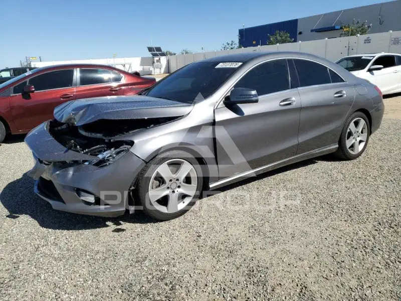 2015 Mercedes Benz CLA-Class фото