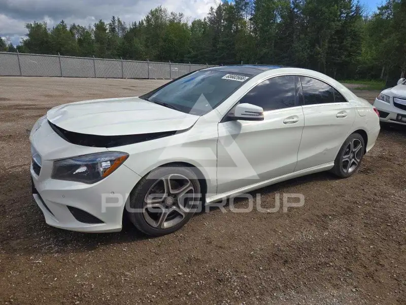 2015 Mercedes Benz CLA-Class фото