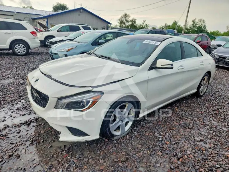 2015 Mercedes Benz CLA-Class photo