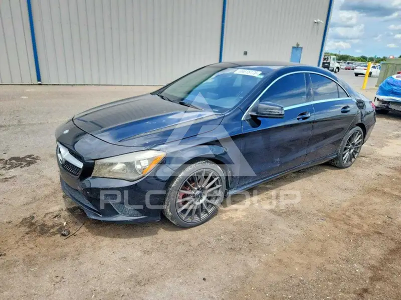 2015 Mercedes Benz CLA-Class фото