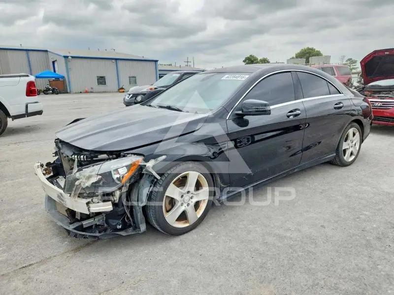 2015 Mercedes Benz CLA-Class photo