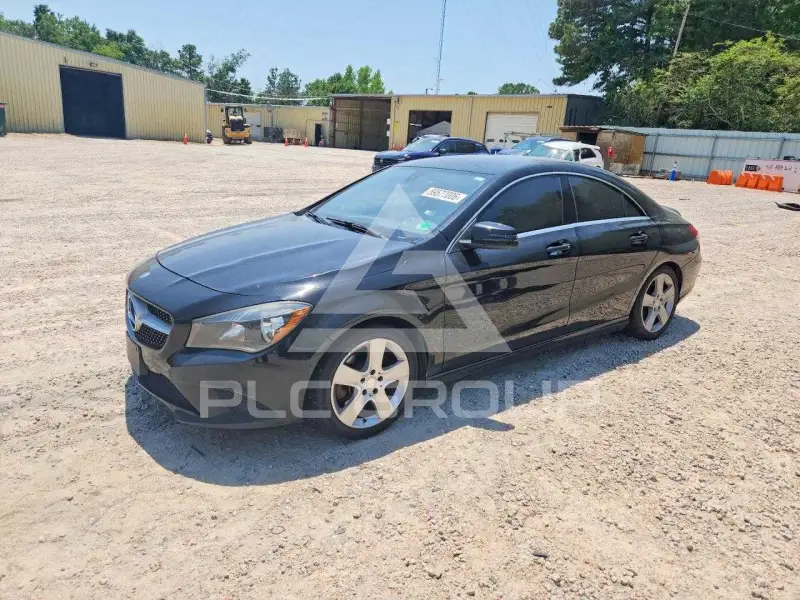 2015 Mercedes Benz CLA-Class photo