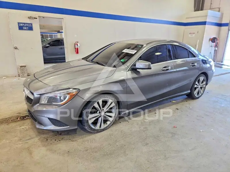 2015 Mercedes Benz CLA-Class фото