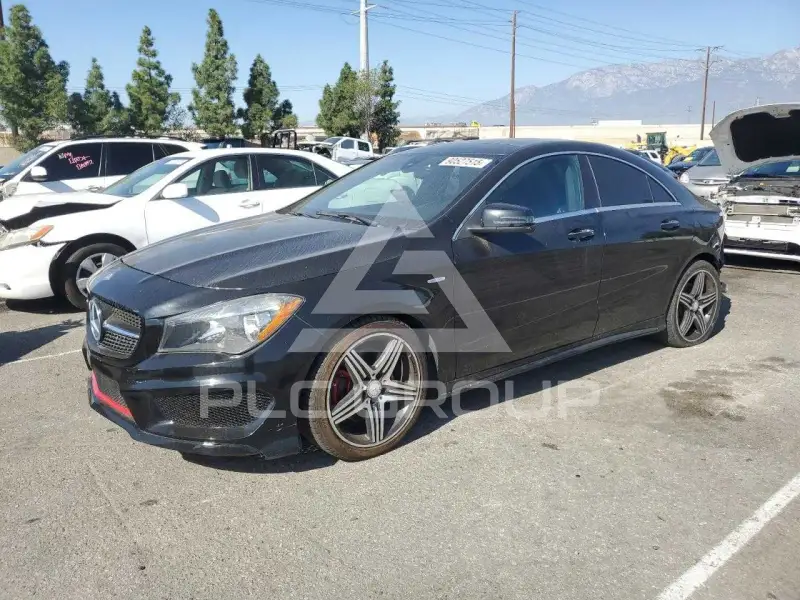 2015 Mercedes Benz CLA-Class фото