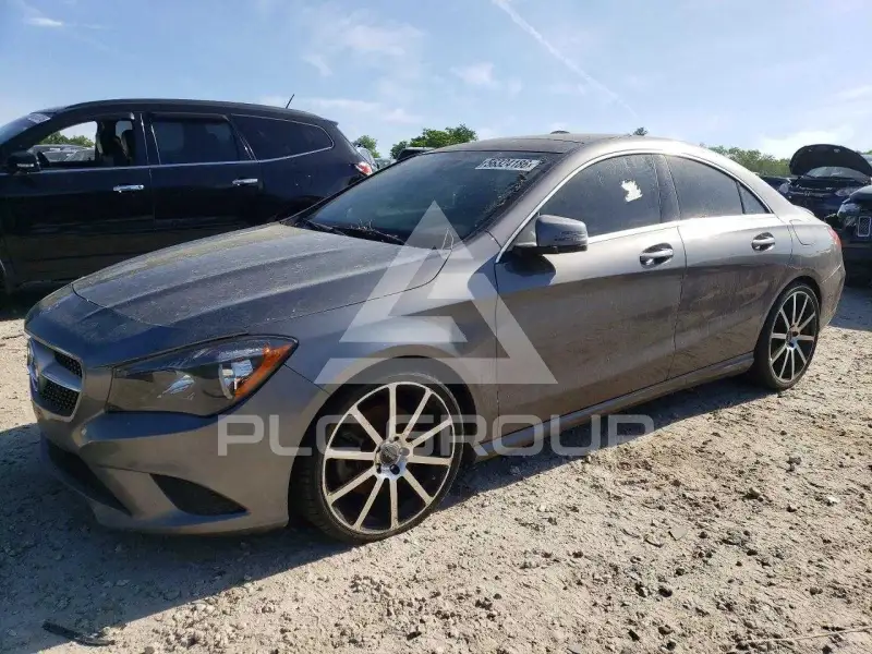 2015 Mercedes Benz CLA-Class фото