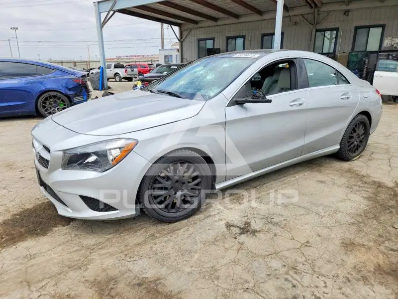 2015 Mercedes Benz CLA-Class photo