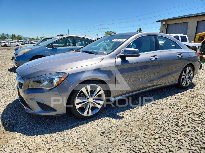 2015 Mercedes Benz CLA-Class photo