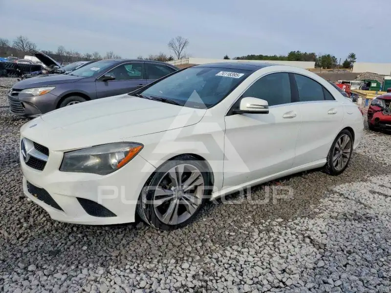 2015 Mercedes Benz CLA-Class фото