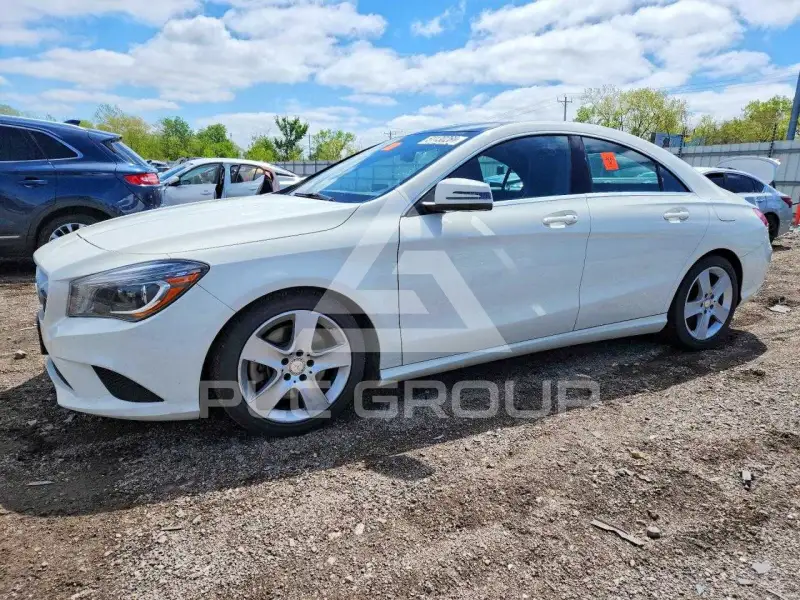 2015 Mercedes Benz CLA-Class фото