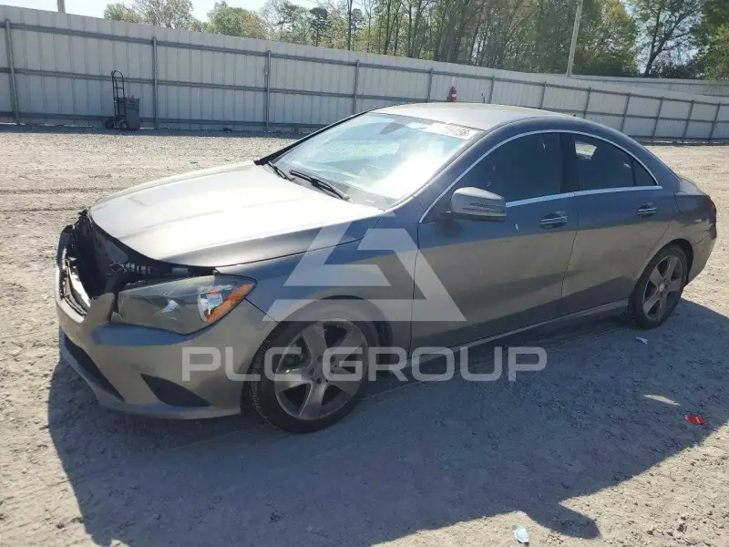 2015 Mercedes Benz CLA-Class фото