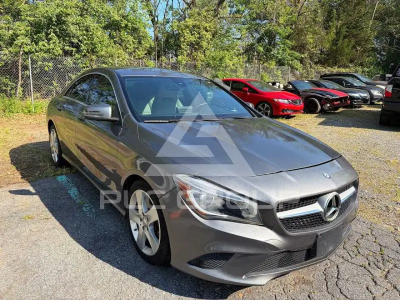 2015 Mercedes Benz CLA-Class photo