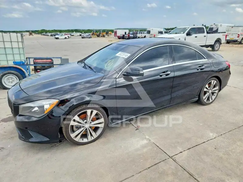 2015 Mercedes Benz CLA-Class фото