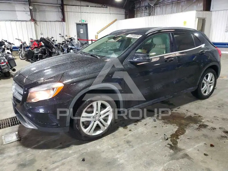 2015 Mercedes Benz GLA-Class фото
