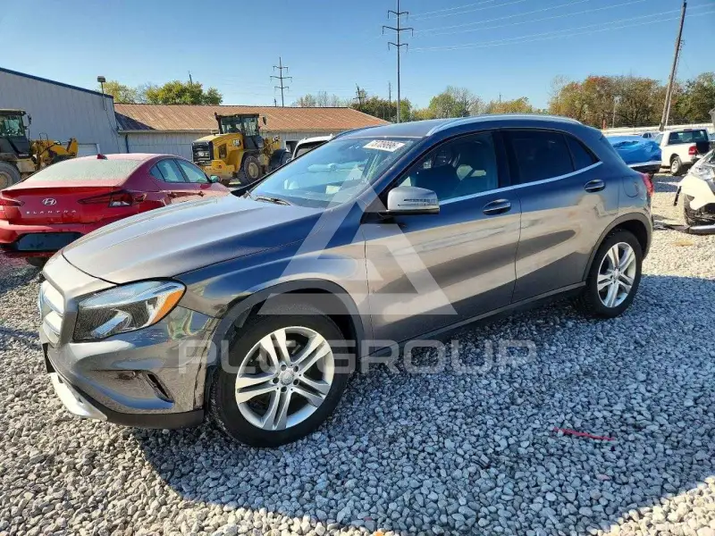 2015 Mercedes Benz GLA-Class фото