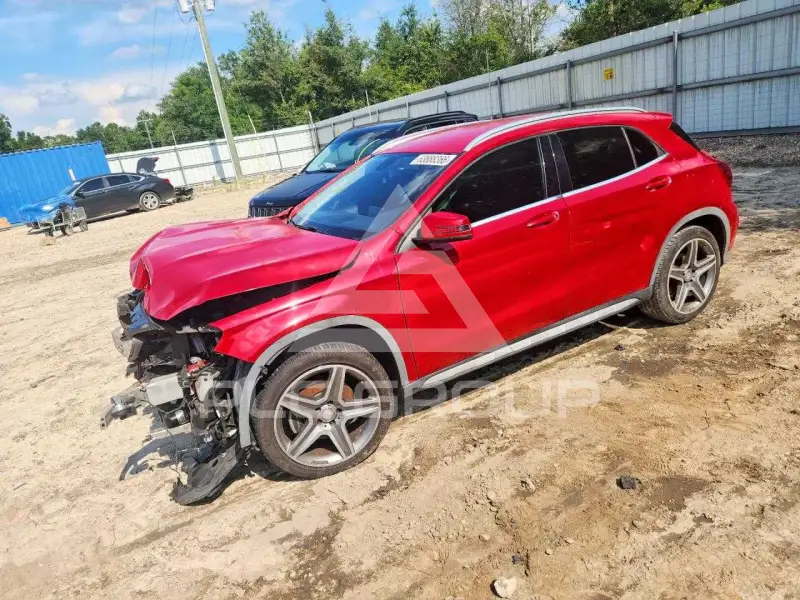 2015 Mercedes Benz GLA-Class фото