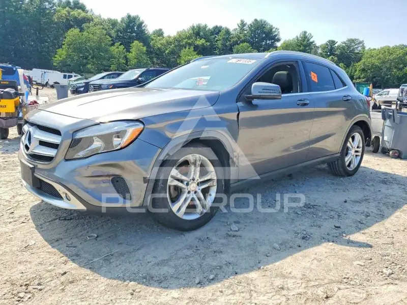 2015 Mercedes Benz GLA-Class фото