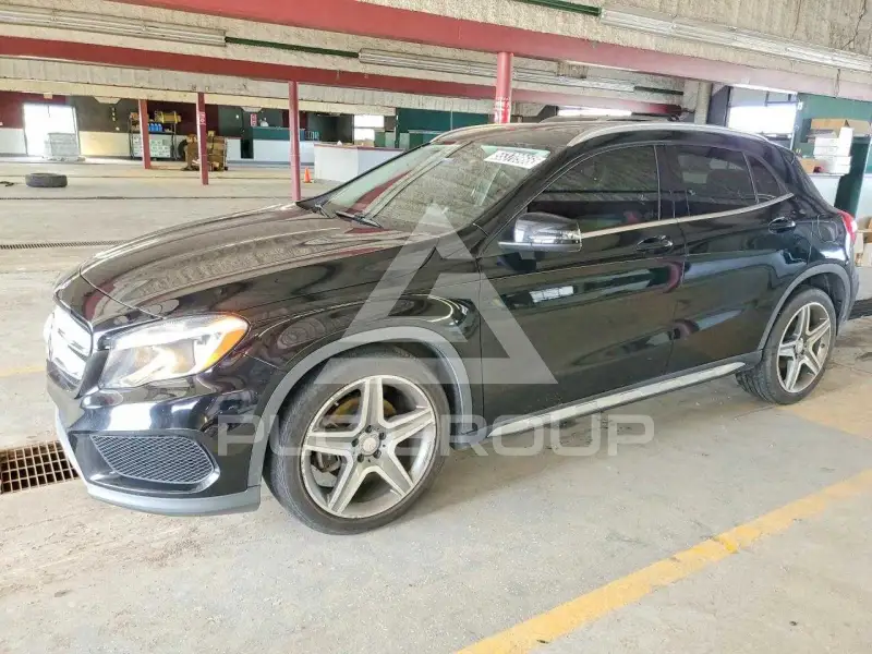 2015 Mercedes Benz GLA-Class фото