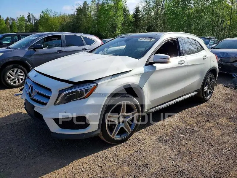 2015 Mercedes Benz GLA-Class фото